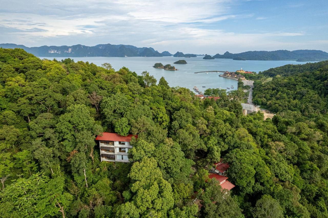 Ambong Rainforest Retreat Pantai Cenang  Luaran gambar