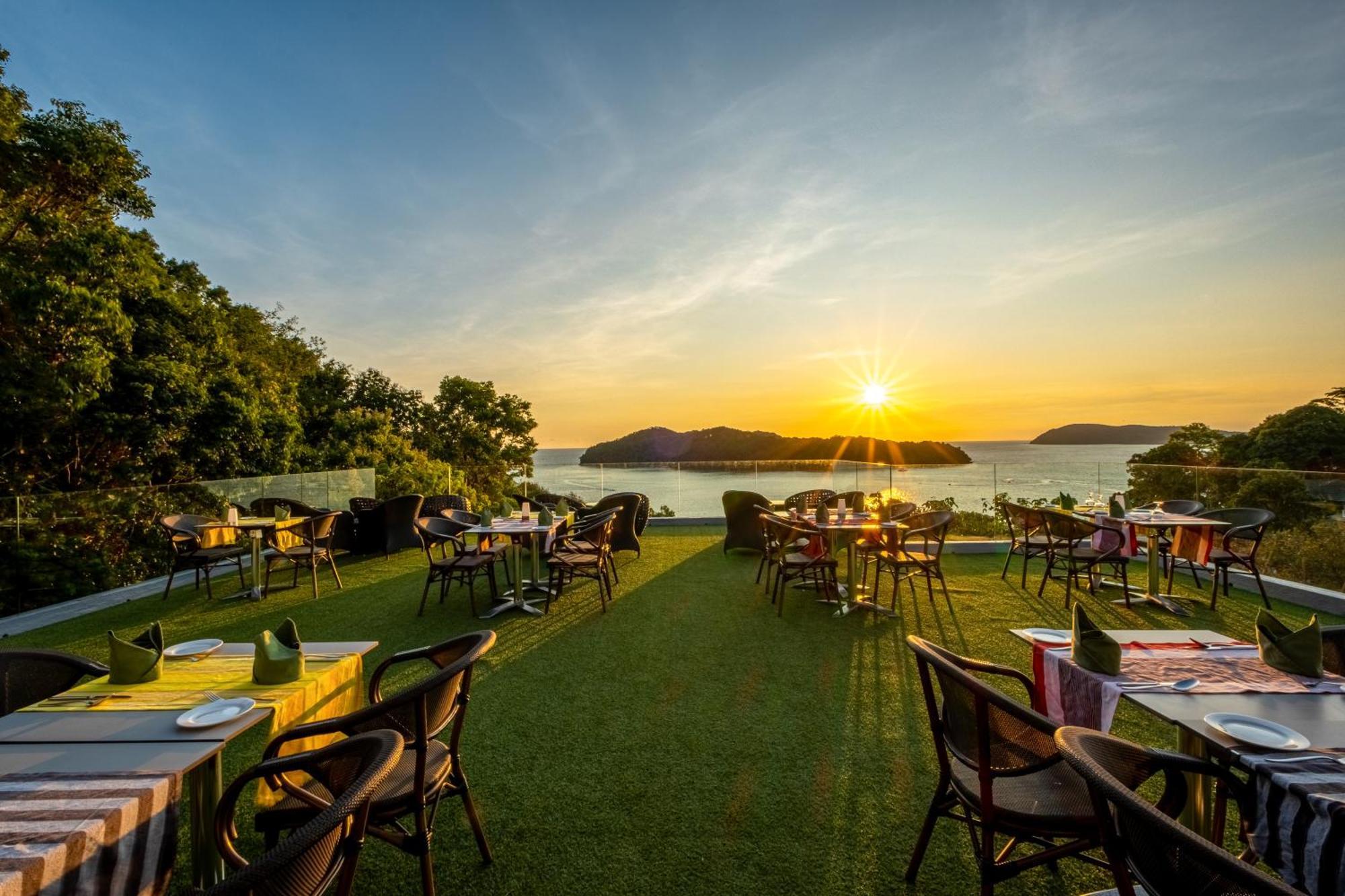 Ambong Rainforest Retreat Pantai Cenang  Luaran gambar