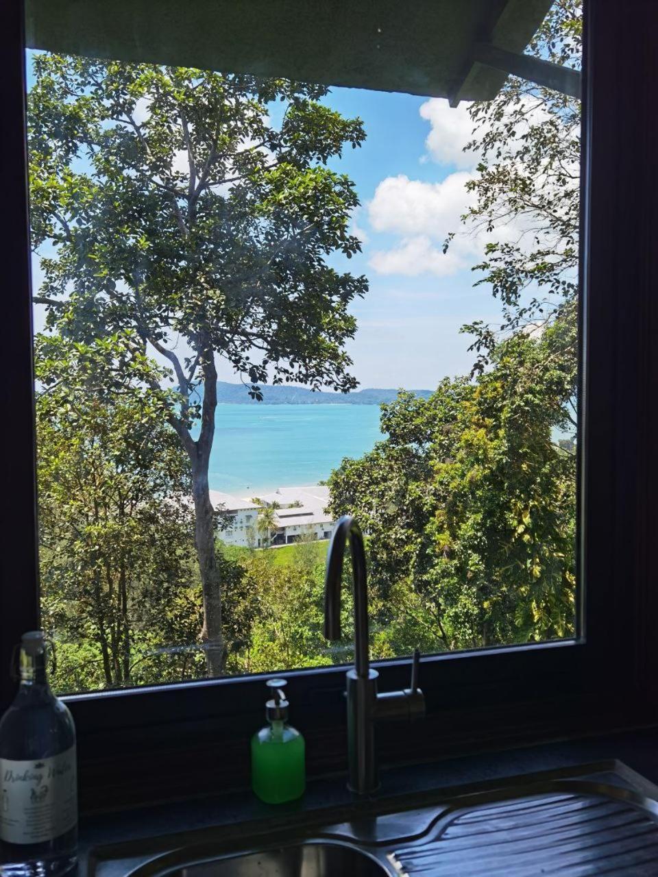 Ambong Rainforest Retreat Pantai Cenang  Luaran gambar