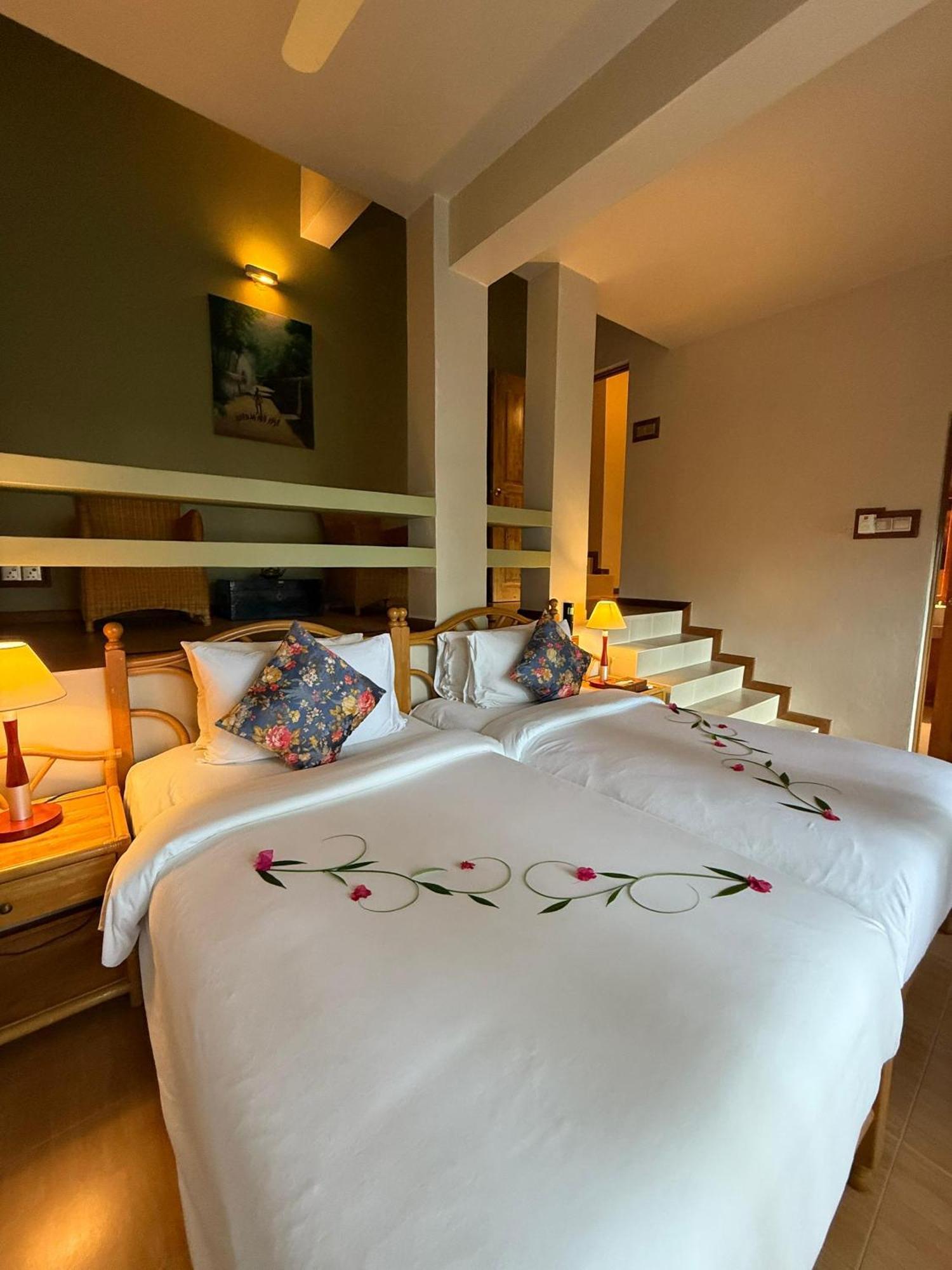 Ambong Rainforest Retreat Pantai Cenang  Luaran gambar