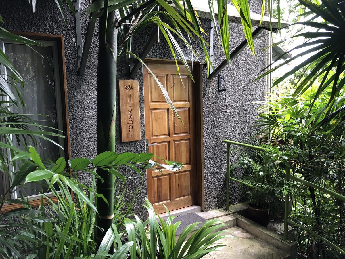 Ambong Rainforest Retreat Pantai Cenang  Luaran gambar
